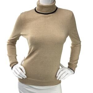 Court & Rowe Womens Size M Metallic Turtleneck Gold Long Sleeve Lightweight